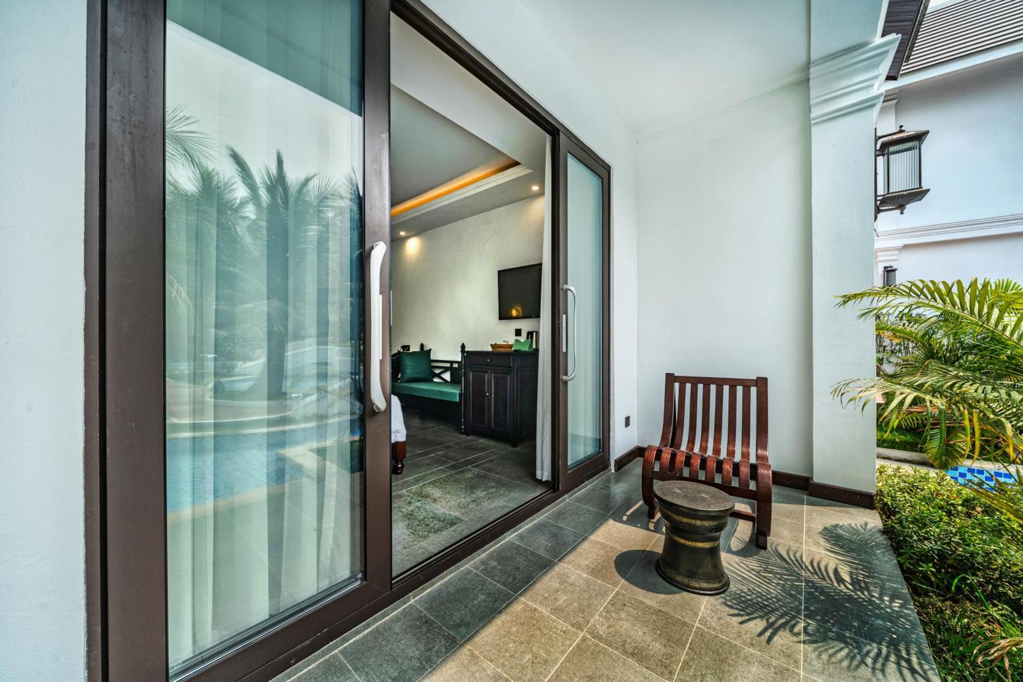 Manyo Hotel And Resort Луанґпхабанґ Екстер'єр фото